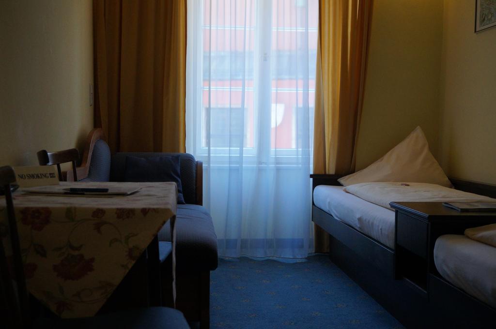 Hotel Happ Innsbruck Cameră foto
