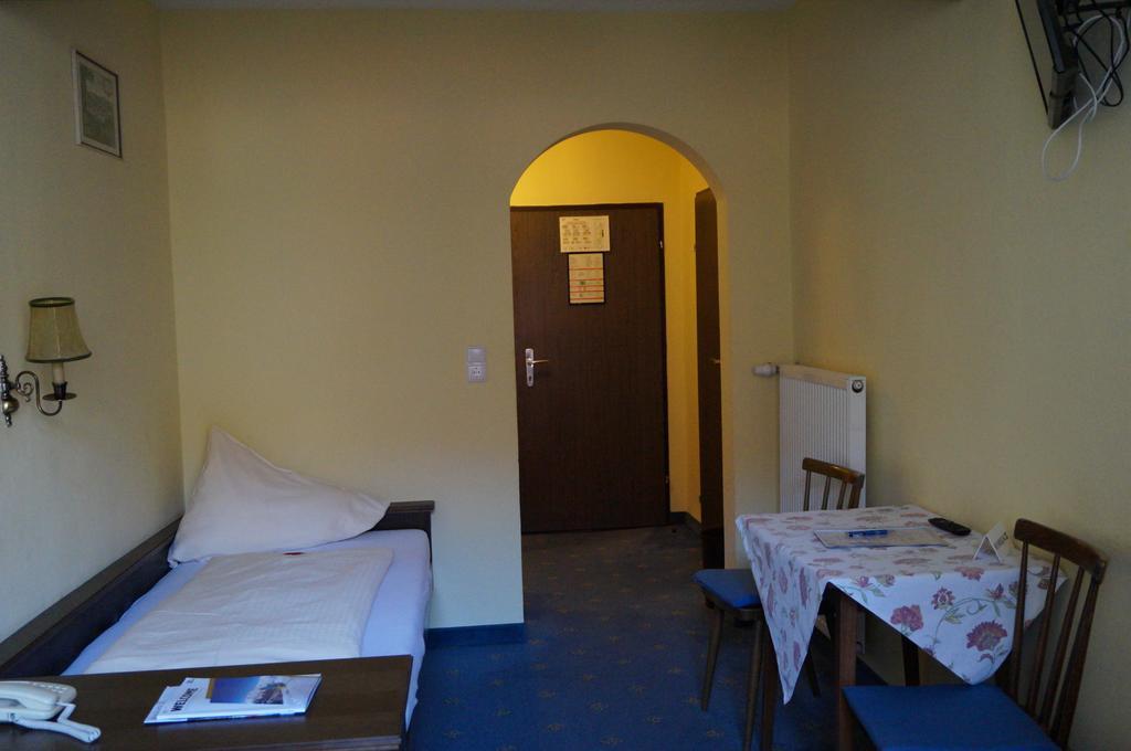 Hotel Happ Innsbruck Cameră foto